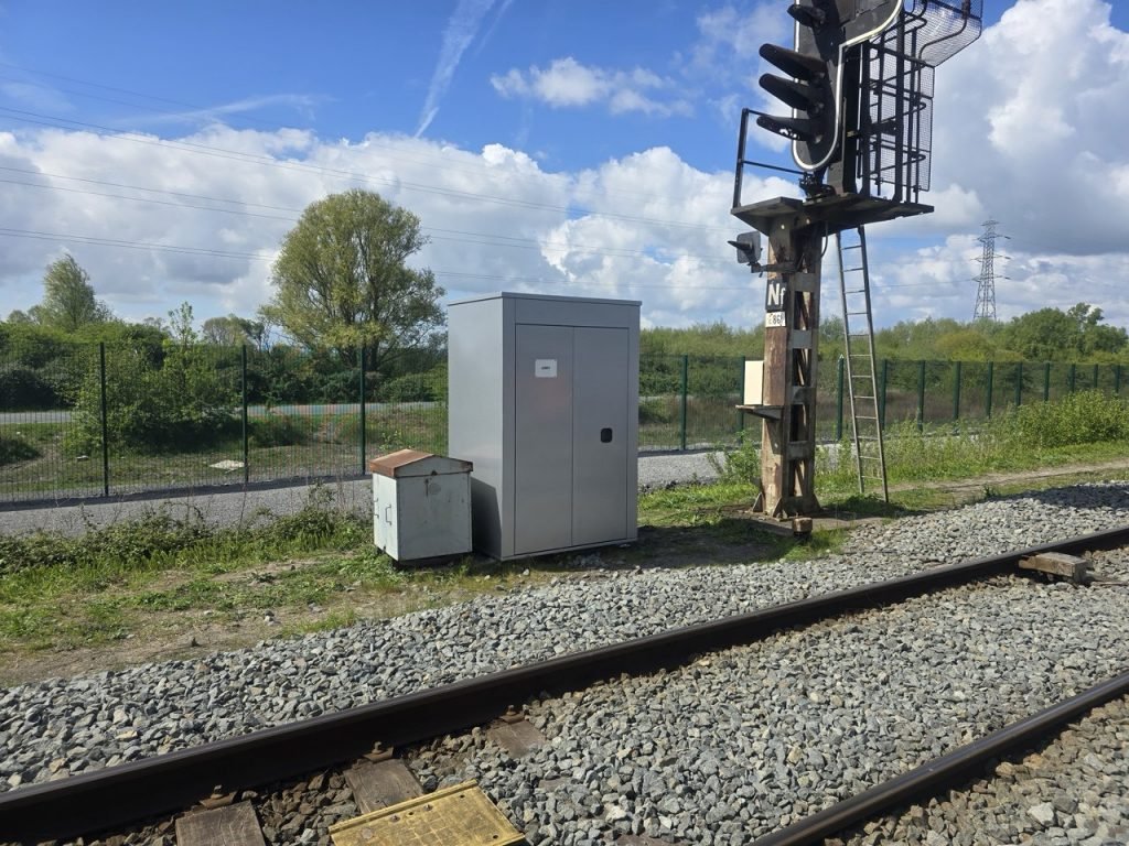SafeBox AV enclosure at a level crossing